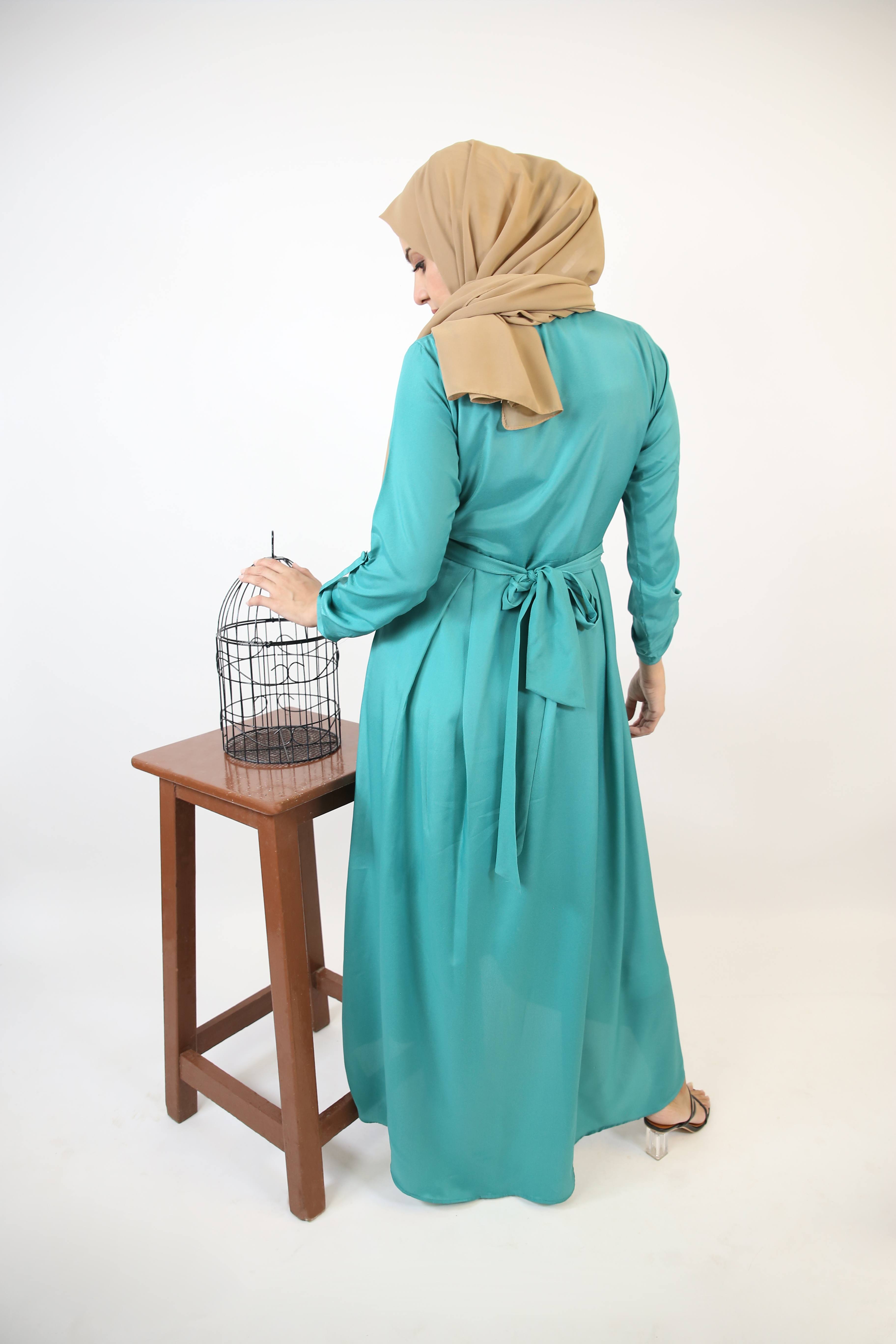 Ghaba- Elegant wrinkle free maxi dress with top down buttons and detachable belt- Emerald Green