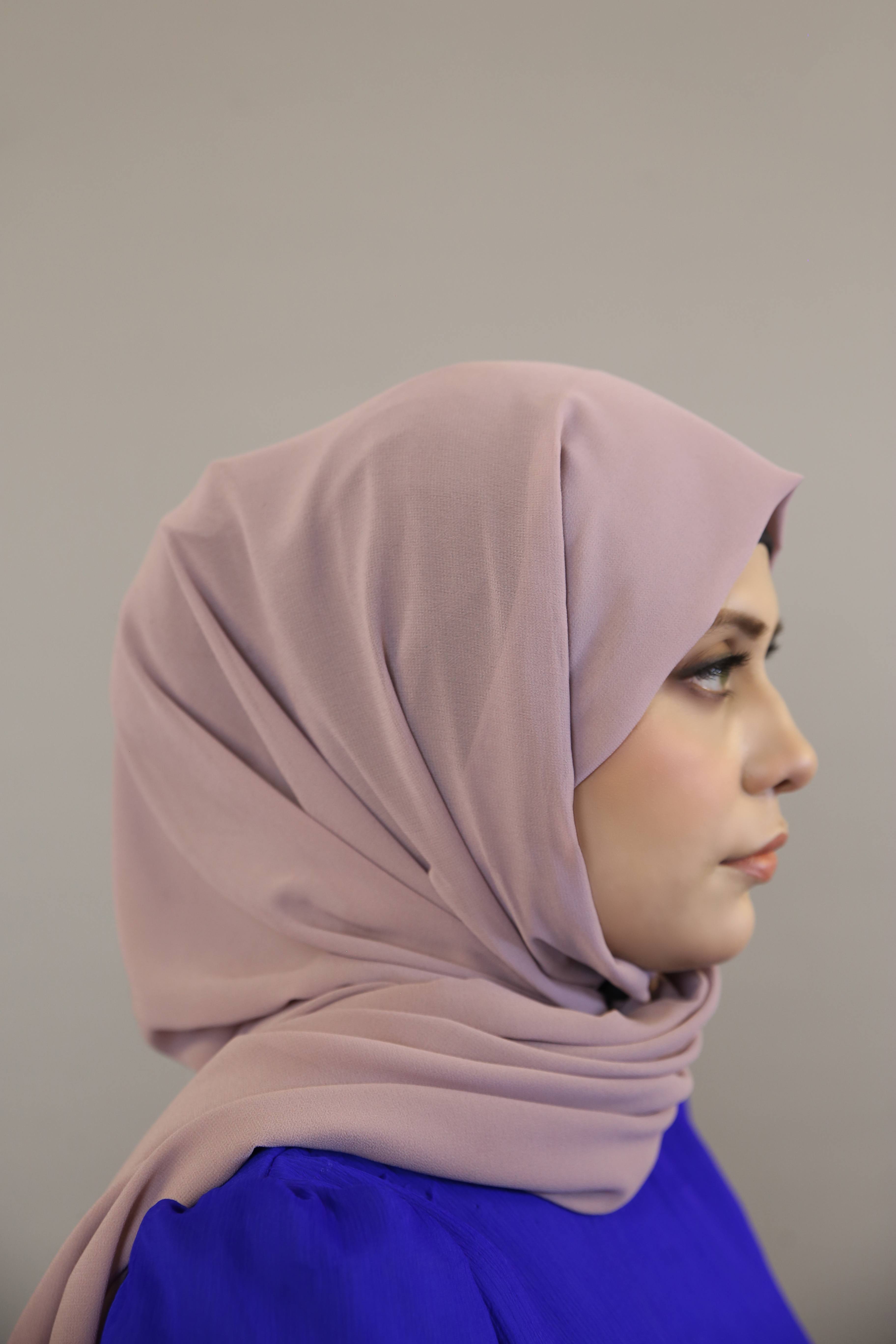 Essential Chiffon hijab- Lavender color