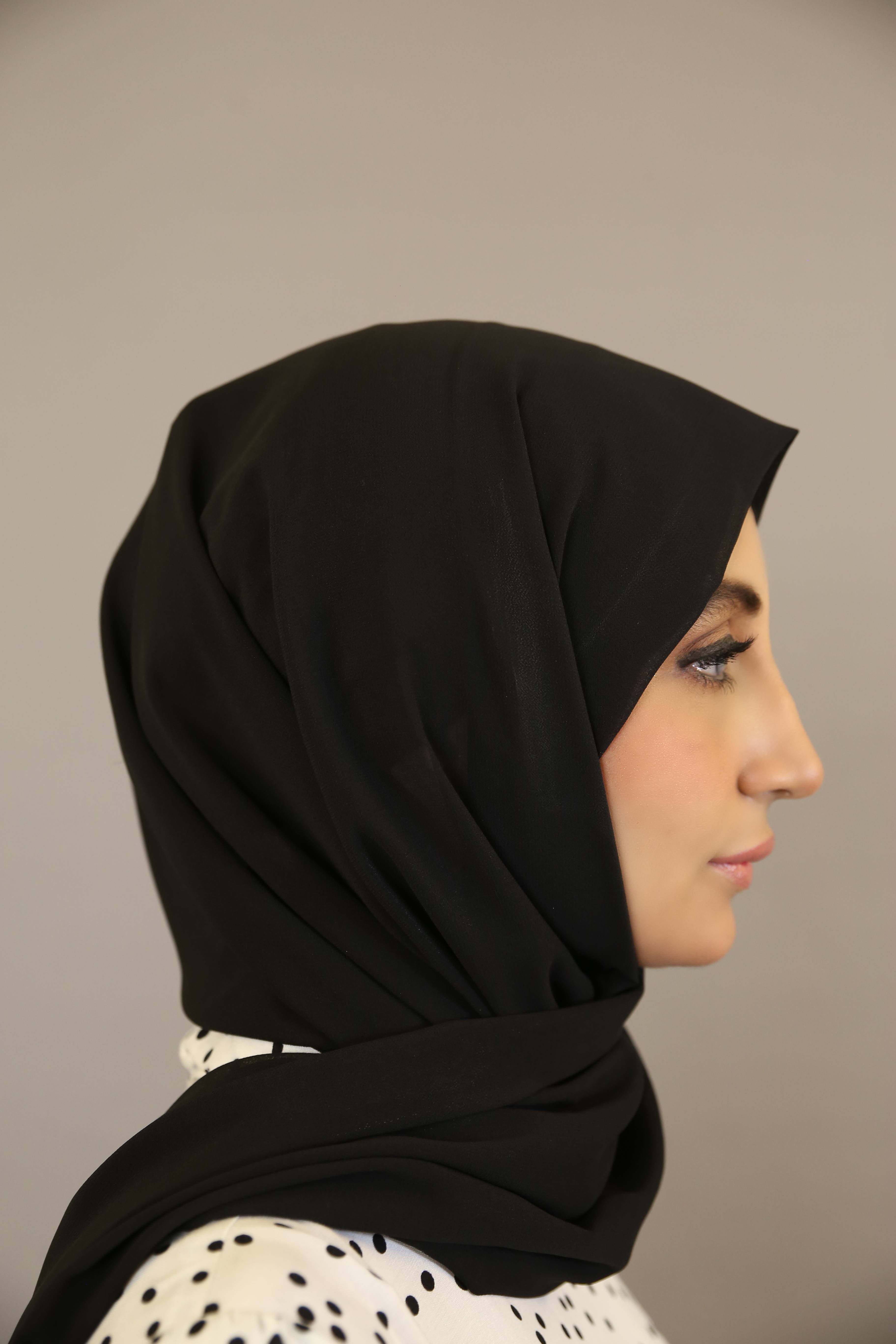 Essential Chiffon hijab-Black color