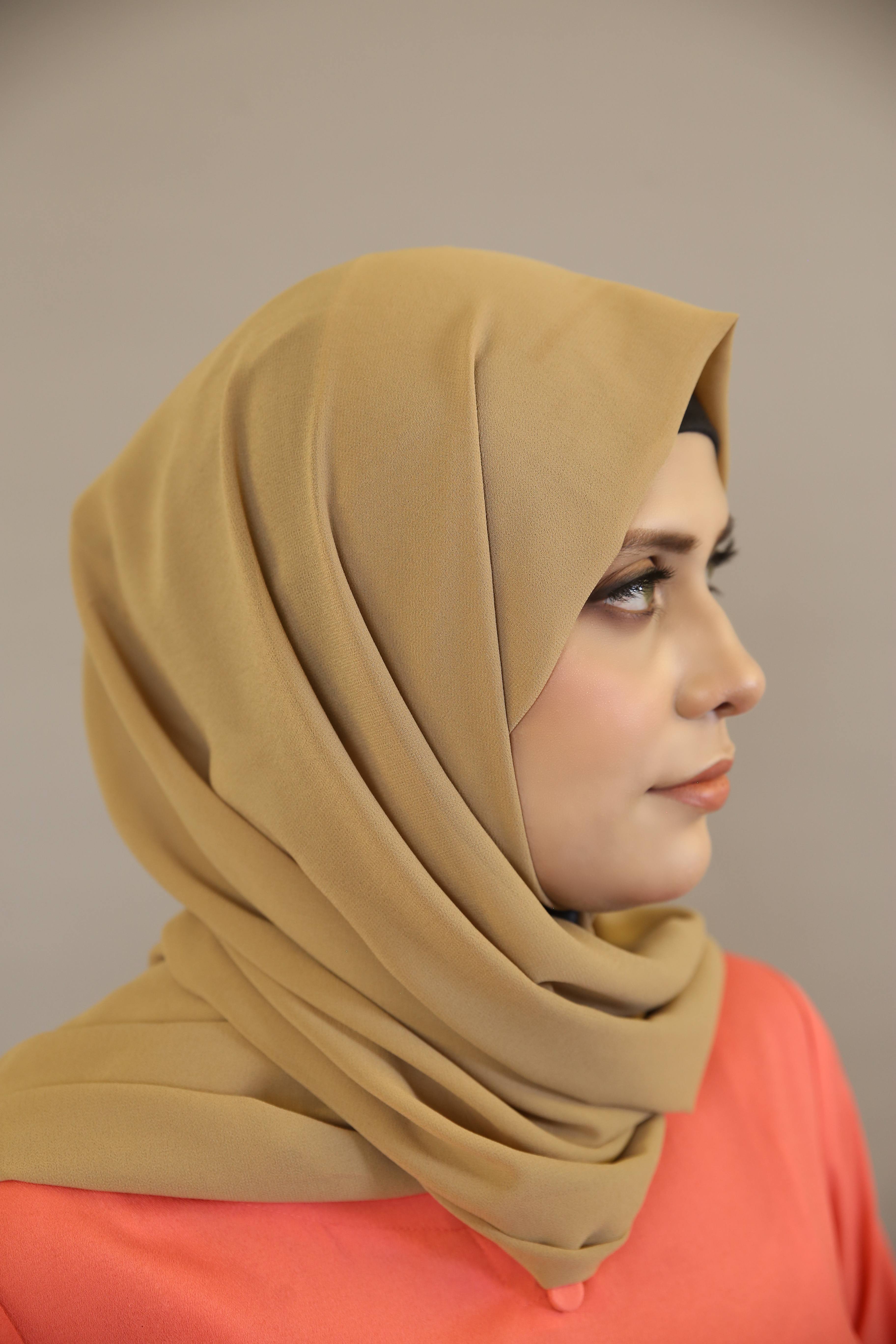 Essential Chiffon hijab-Beige color