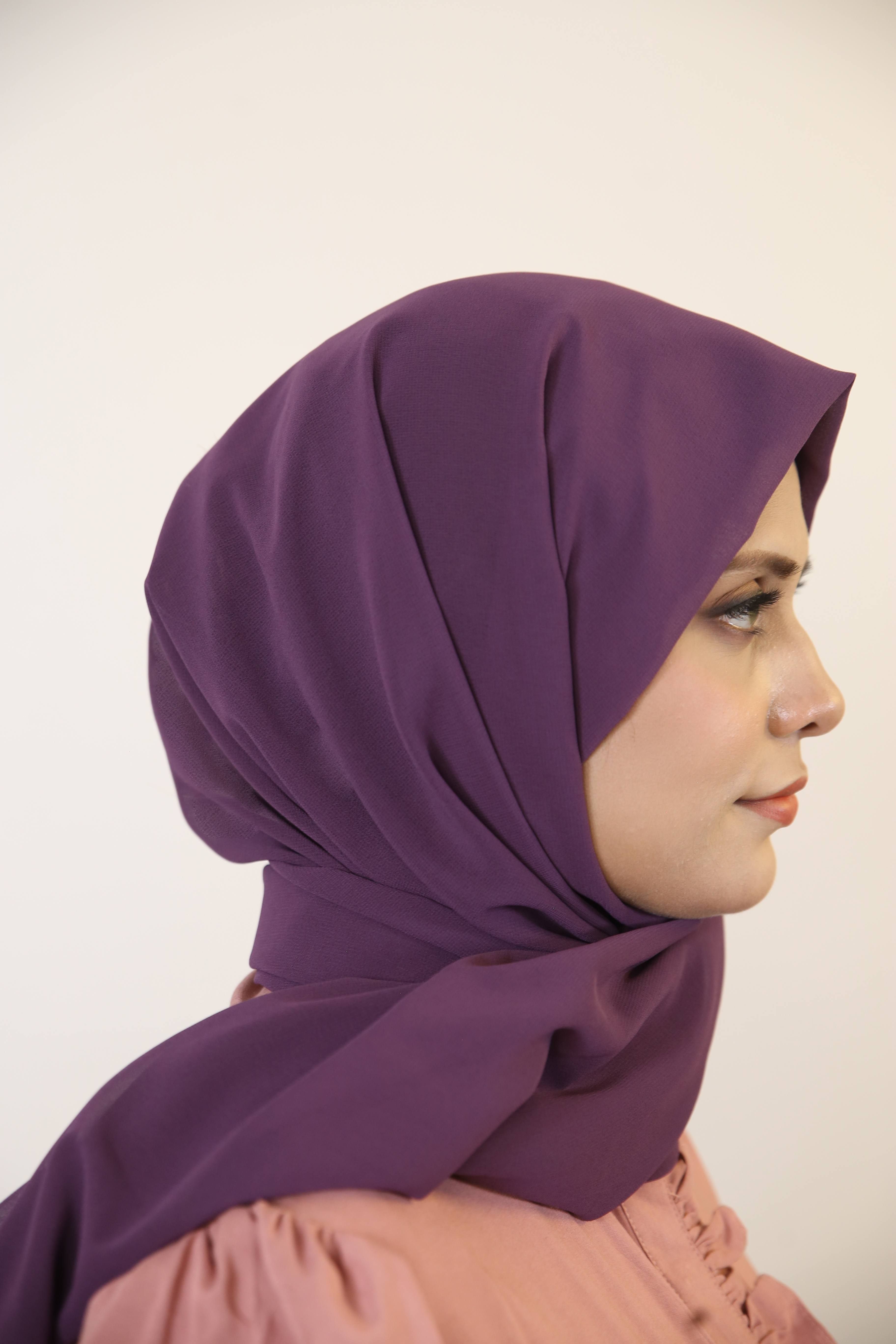 Essential Chiffon hijab-Violet color