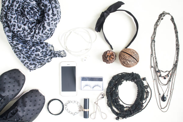 HOW TO WEAR ACCESSORIES IN MODEST WEARING