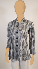 Magnolia- Alluring Cotton tunic with front buttons