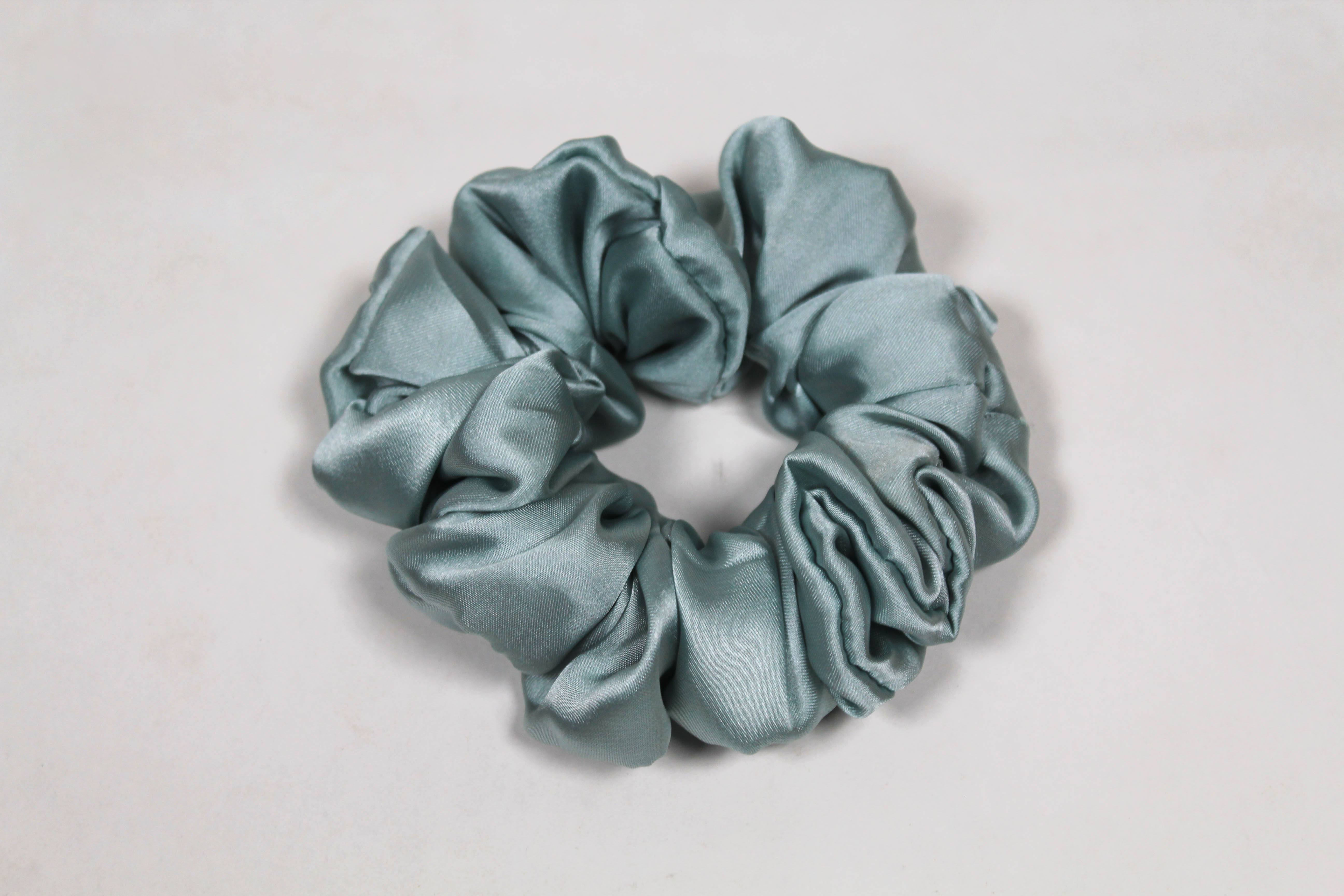 Satin Volume Scrunchie - Baby blue